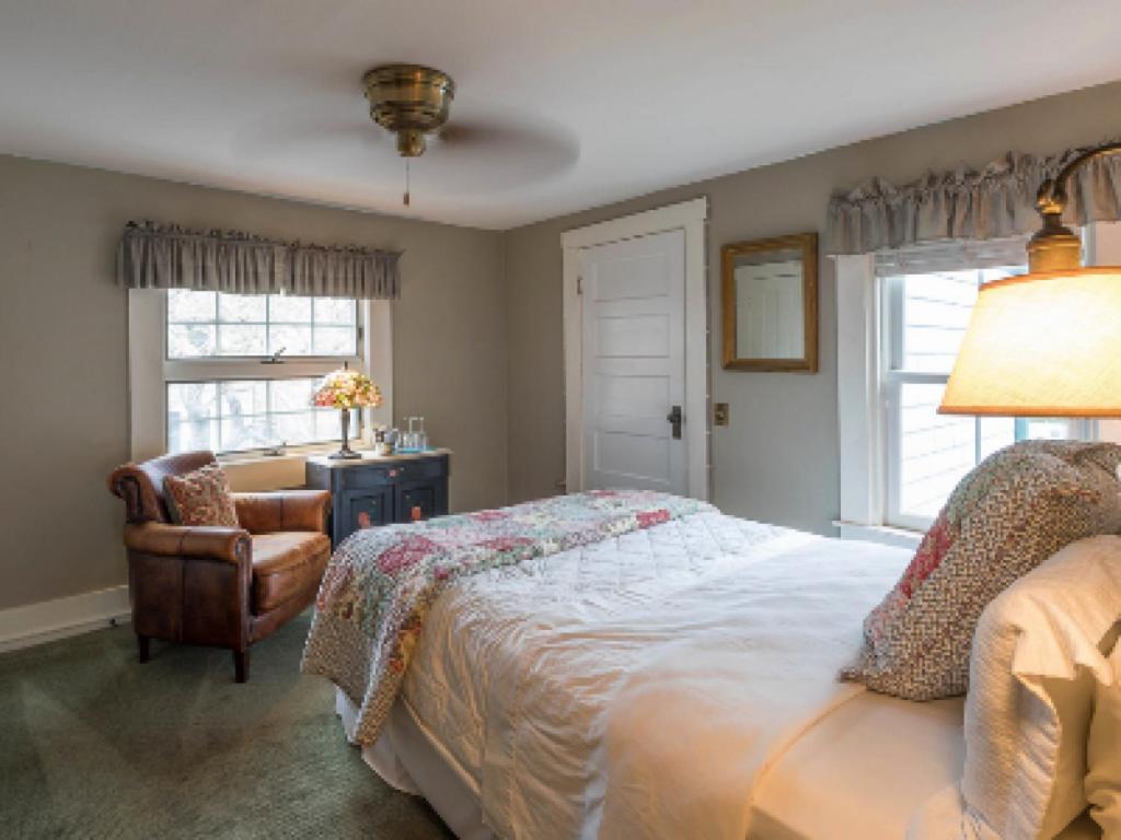 Snug Provincetown