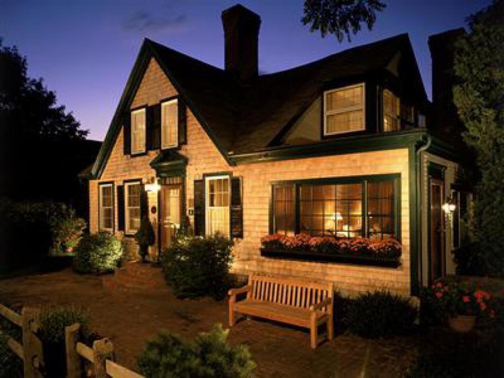 Snug 3* Provincetown