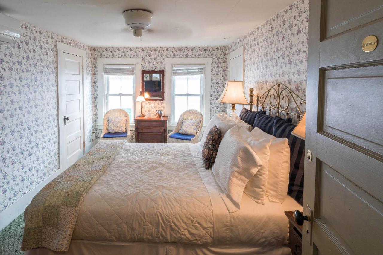 Snug Provincetown