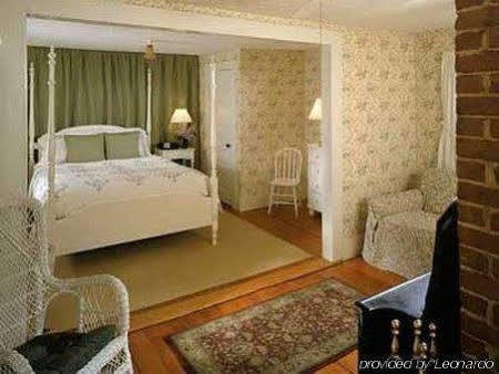 Snug 3* Provincetown